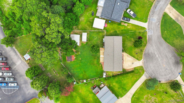 126 OAKLAND Drive
