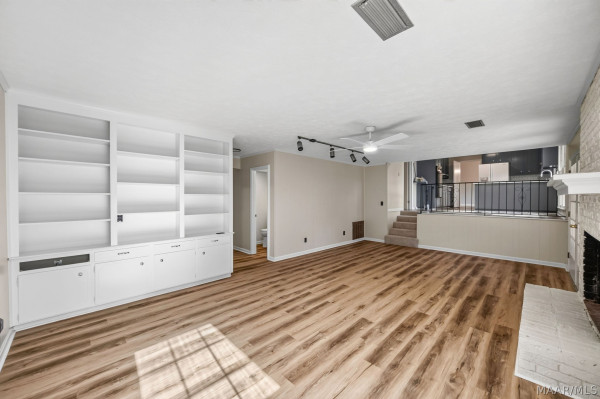 340 Spenseth Drive