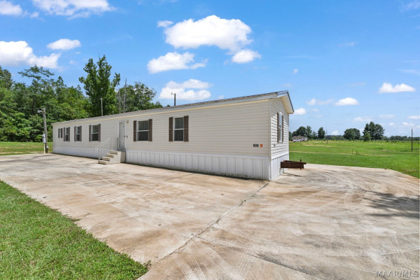 694 County Road 33 .
