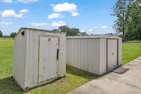694 County Road 33 .