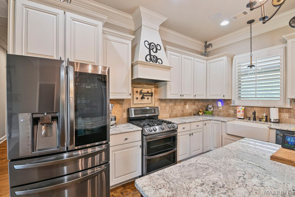 8799 CENTRAL PLANK Road