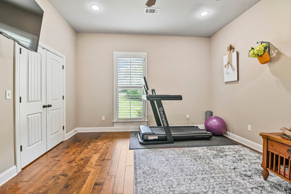 8799 CENTRAL PLANK Road