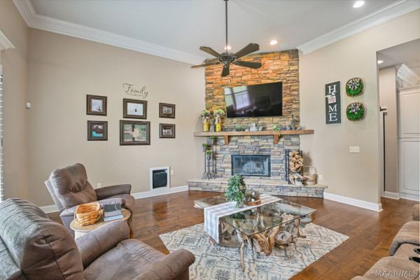 8799 CENTRAL PLANK Road