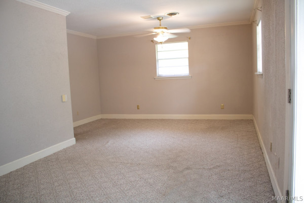 212 Hastings Court