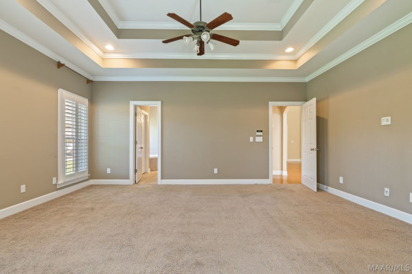 8406 Vintage Way