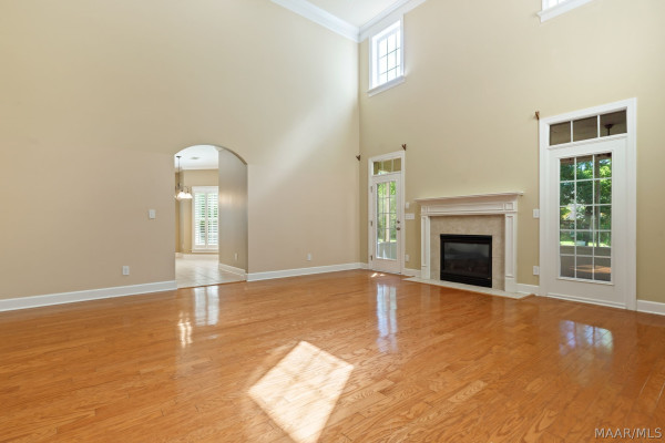 8406 Vintage Way