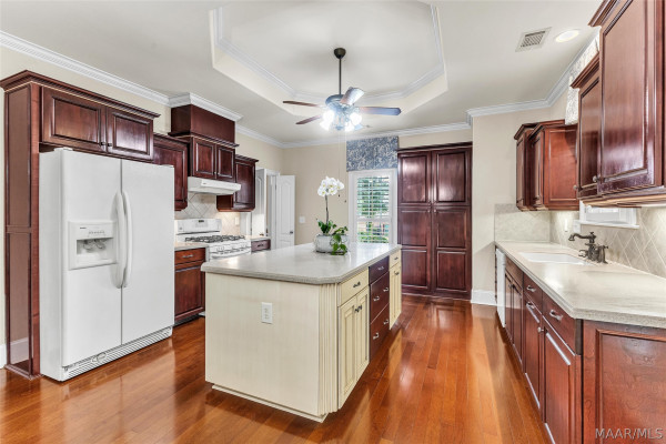 18 Menawa Pass