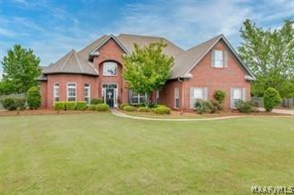 8207 Stonewall Court