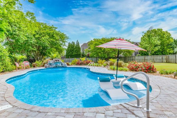 8207 Stonewall Court