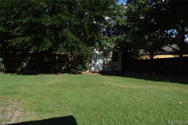 1214 Yorkshire Drive