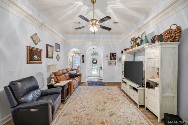 32 Gardendale Drive