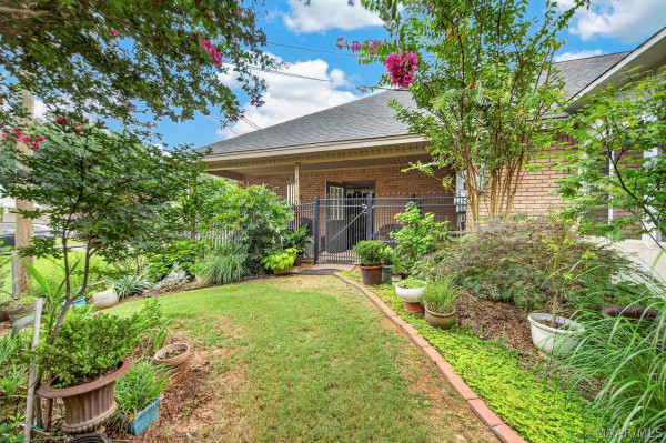 32 Gardendale Drive