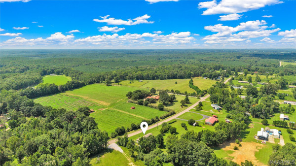 5201 County Road 37 .