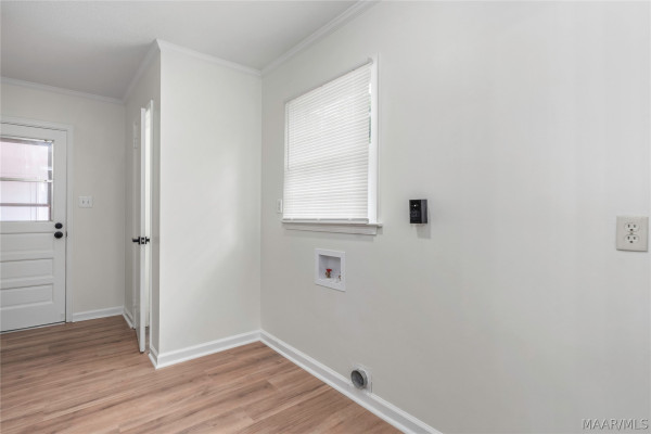 3643 FERNWAY Drive