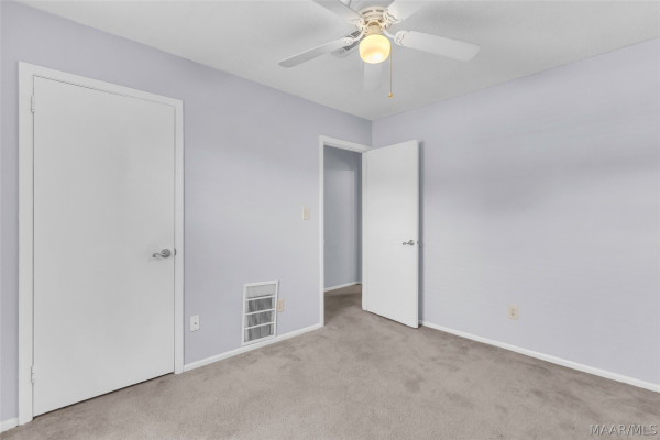 1609 Deatsville Highway