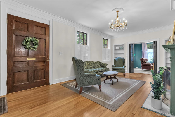 403 Thorn Place