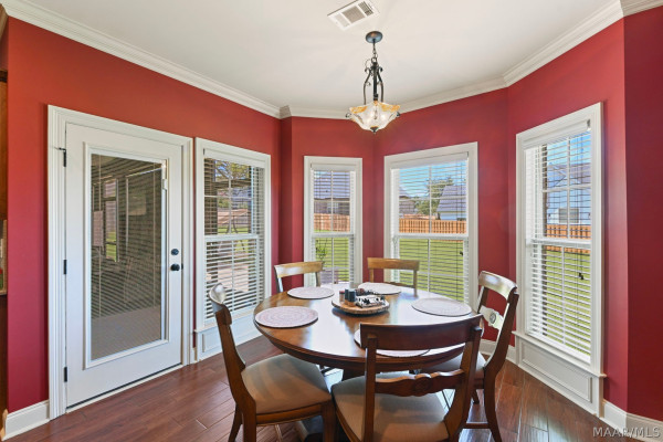 105 Chimney Ridge