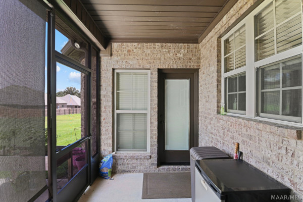 105 Chimney Ridge