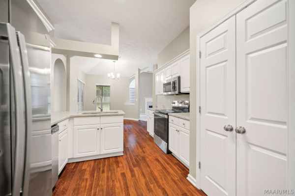 437 River Oaks Drive