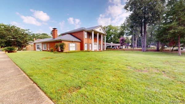 1748 Croom Drive