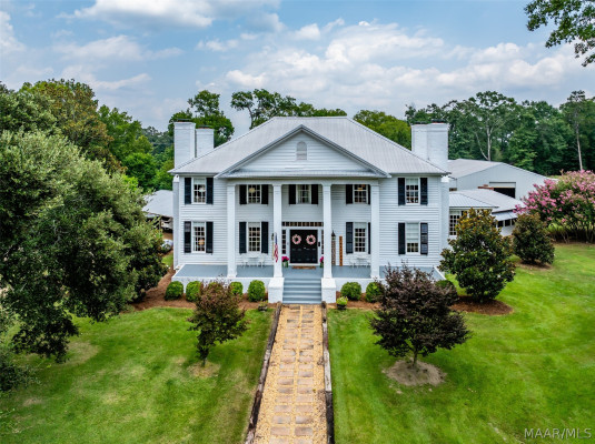 2810 Tanglewood Drive