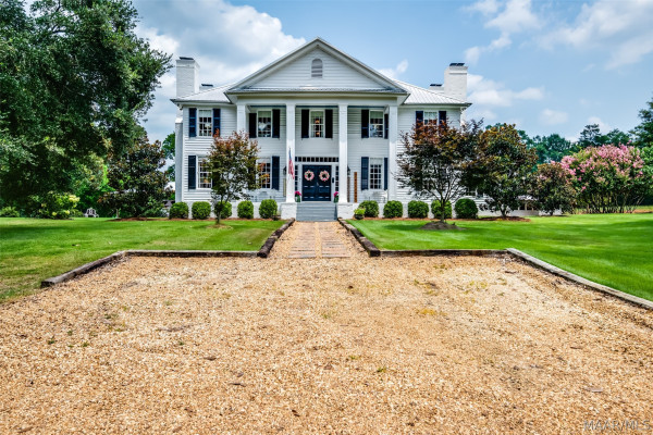 2810 Tanglewood Drive