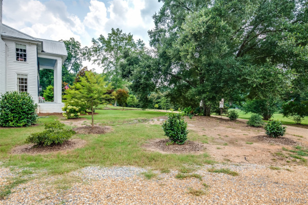 2810 Tanglewood Drive