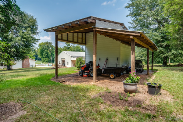 2810 Tanglewood Drive