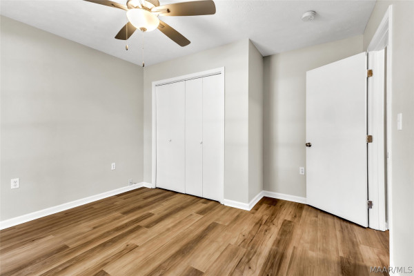 532 Lynnhurst Court