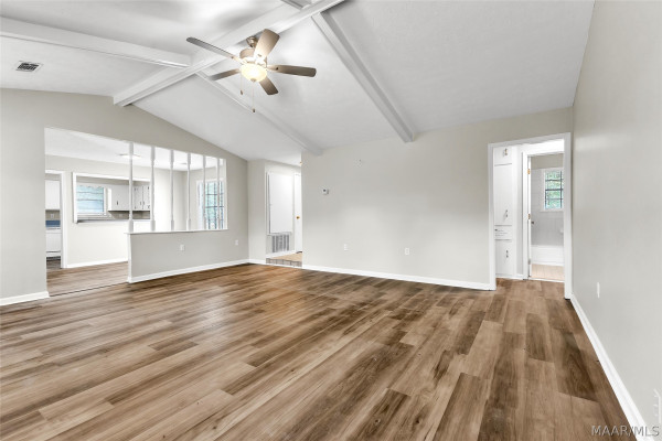 532 Lynnhurst Court