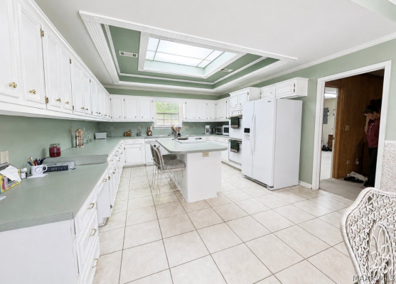 1581 REDLAND Road