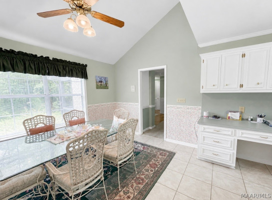 1581 REDLAND Road