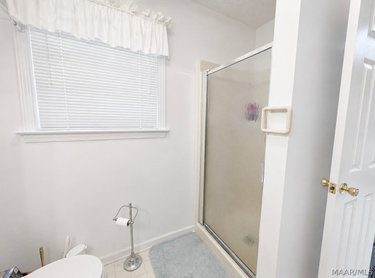 1581 REDLAND Road