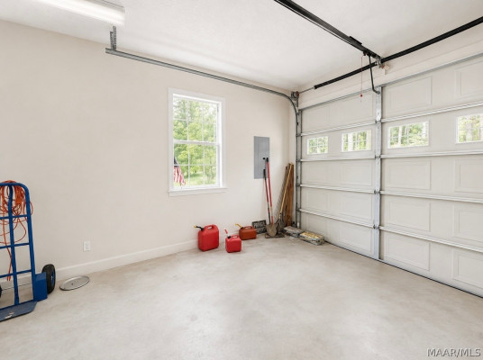 1581 REDLAND Road