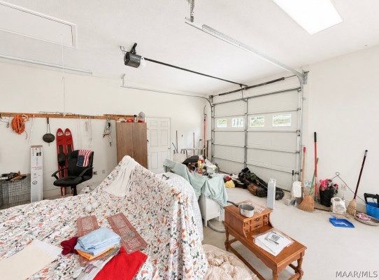 1581 REDLAND Road