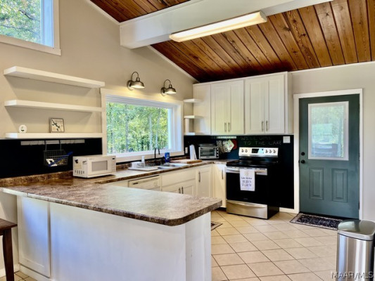 1567 Island Road