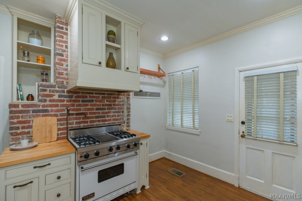 4037 Wares Ferry Road