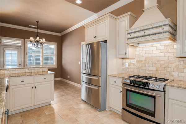 505 Weatherby Trail