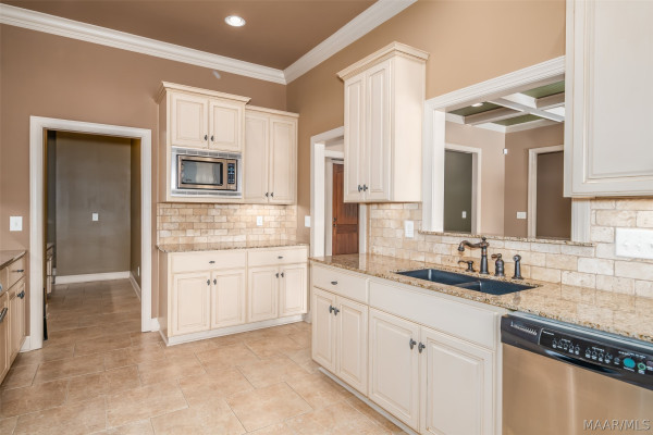 505 Weatherby Trail