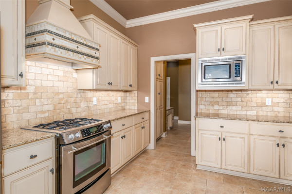 505 Weatherby Trail