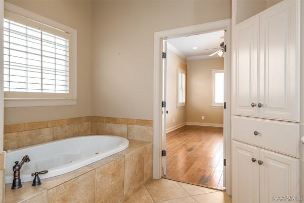 505 Weatherby Trail