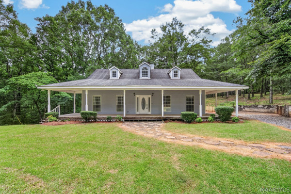 270 W Central Road