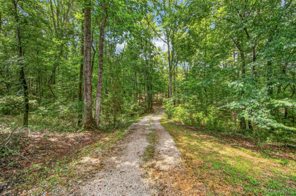 270 W Central Road