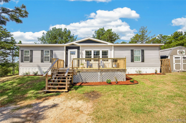2945 Highway 82 . W