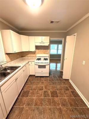 3247 WILLOW LANE Drive