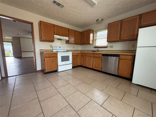 3444 Wickham Road