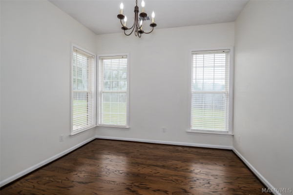 901 Hallwood Lane