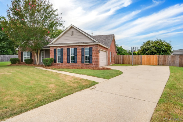 901 Hallwood Lane