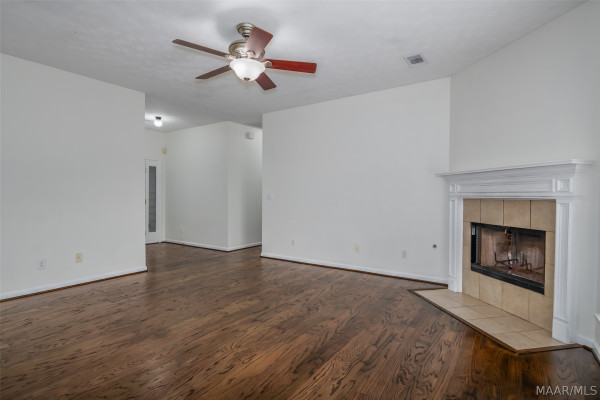 901 Hallwood Lane