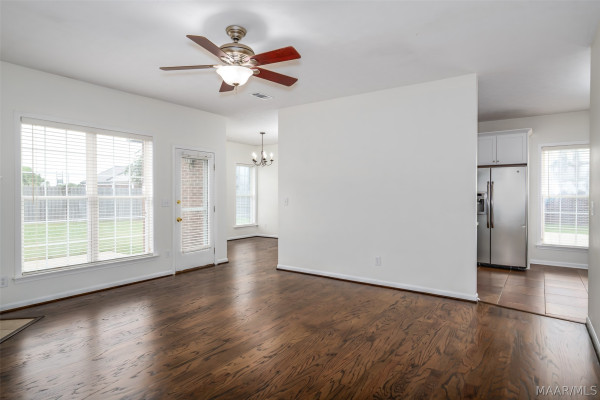 901 Hallwood Lane